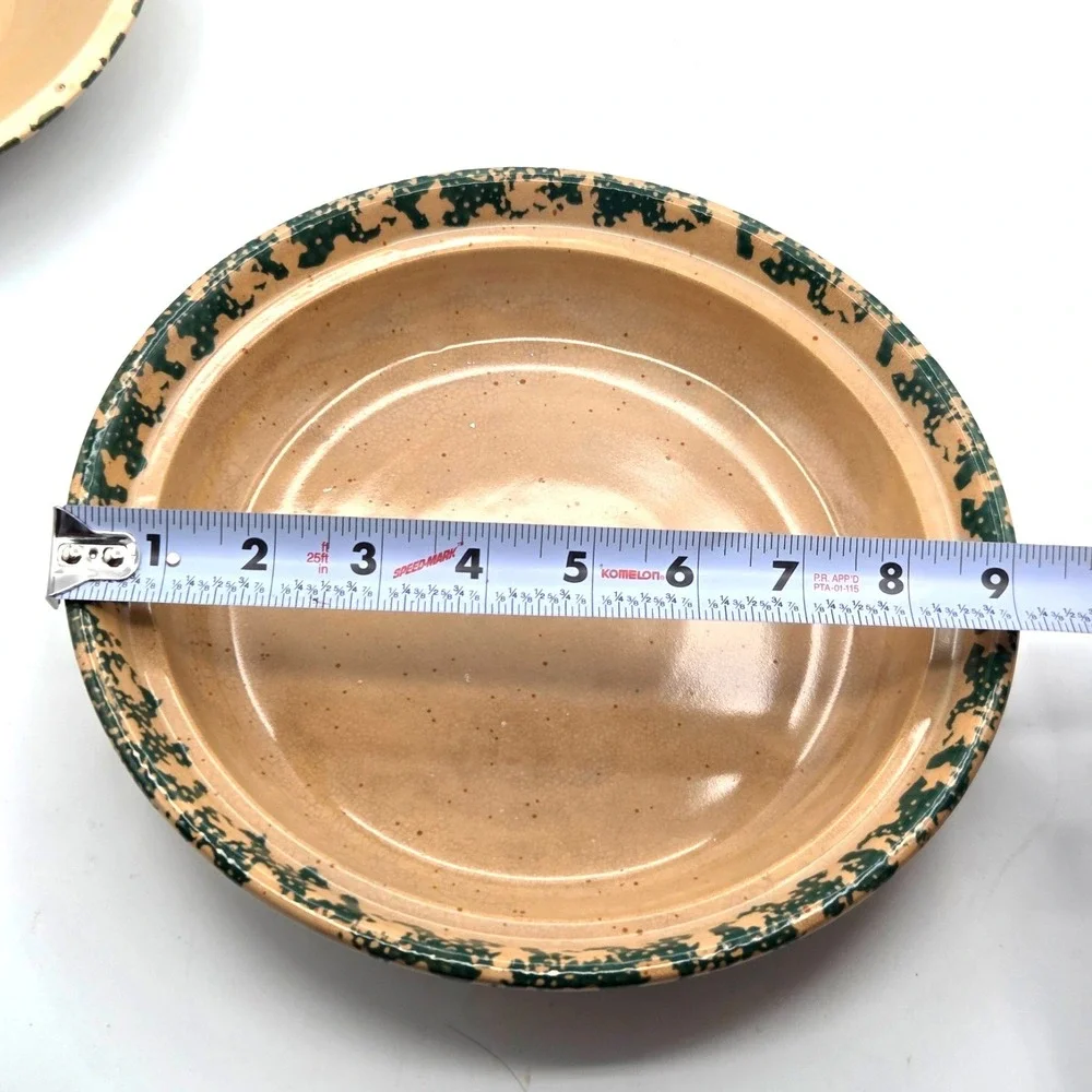 Snowman Pie Dish Plate with Lid  LTD Cmmodities 2c Piece Stoneware